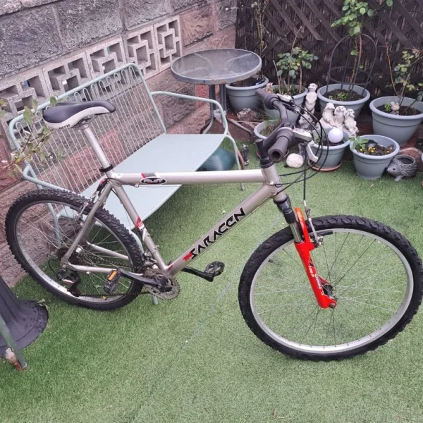 Saracen 21 speed mountain bike