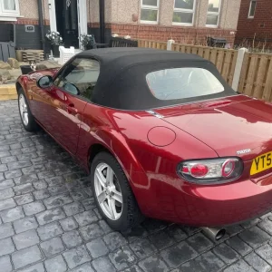 Mazda MX5 1.8 petrol manual five-speed rear wheel drive - Image 2