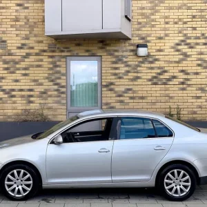 LEFT HAND DRIVE 2006 VOLKSWAGEN JETTA 1.6 FSI PETROL MANUAL | FRENCH PLATES - Image 7