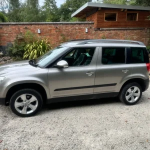 2012 Skoda Yeti 1.6 TDI CR Elegance GreenLine II 5-door hatchback - Image 3