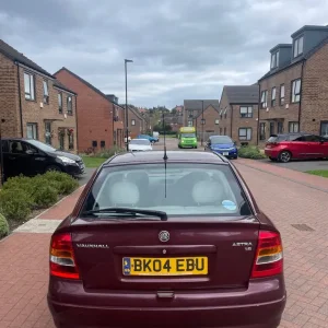 2004 Vauxhall Astra hatchback manual - Image 2