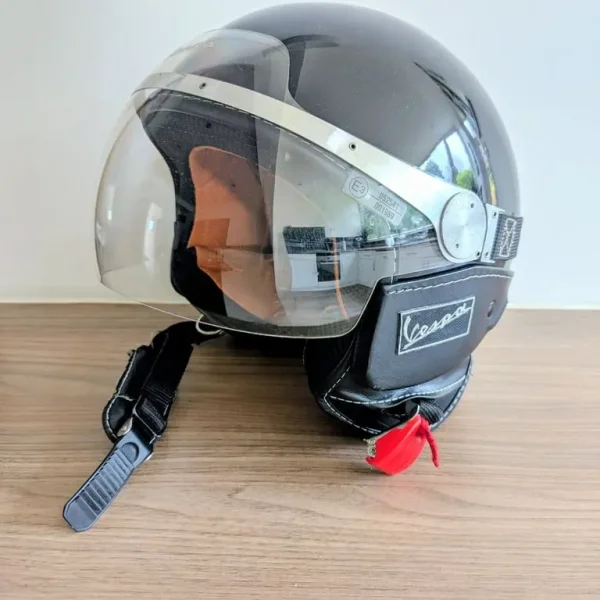 Vespa Granturismo helmet large