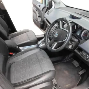 Vauxhall Meriva 2013 1.6L Diesel MPV - Image 7