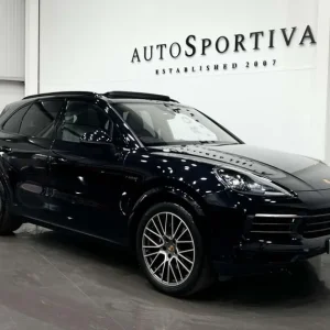 2022 Porsche Cayenne 3.0 V6 Platinum Edition E-Hybrid AWD 5-door SUV - Image 7