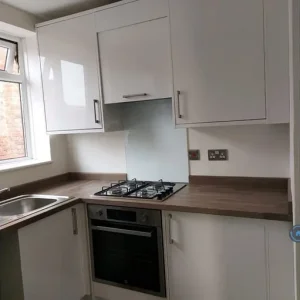 2 bedroom flat in Waverley Grove, Radlett, Hertsmere (2 bed) - Image 4