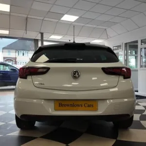 2020 Vauxhall Astra 1.5 Turbo D SRi VX-Line Nav 5-door Manual Diesel - Image 5