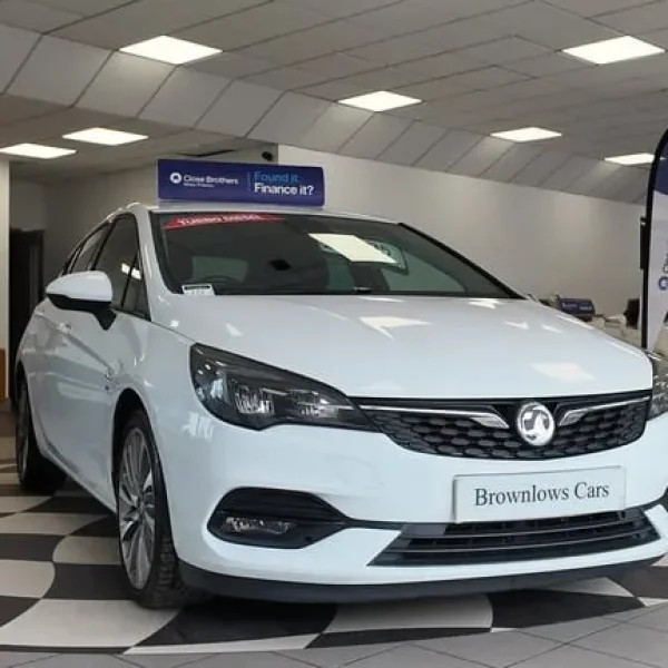 2020 Vauxhall Astra 1.5 Turbo D SRi VX-Line Nav 5-door Manual Diesel