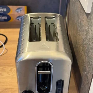 Stainless Steel 2-Slice Toaster