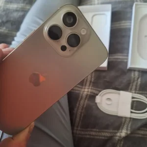 iPhone 16 Pro 1TB Titanium - Image 5