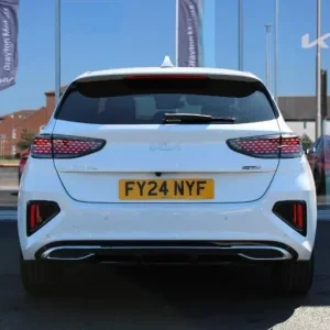 2024 Kia Ceed Gt Line Hatchback – Fusion White, 1.5 T GDi, Manual, 5-door - Image 5