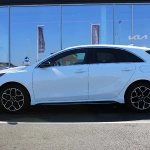 2024 Kia Ceed Gt Line Hatchback – Fusion White, 1.5 T GDi, Manual, 5-door - Image 7