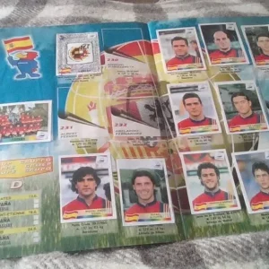 France '98 World Cup Football Sticker Book - Image 4