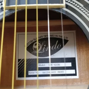 Acoustic guitar - Image 2