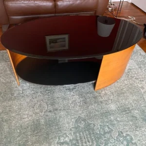 Curve Coffee Table Walnut & Black Glass