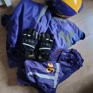 Mens Gilet 2 jackets size M/L with helmet and gloves