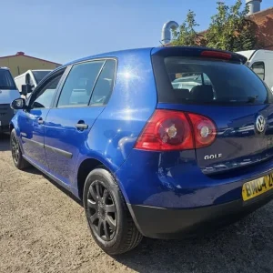 VOLKSWAGEN GOLF 1.6 PETROL 5 DOOR HATCHBACK MANUAL - Image 4