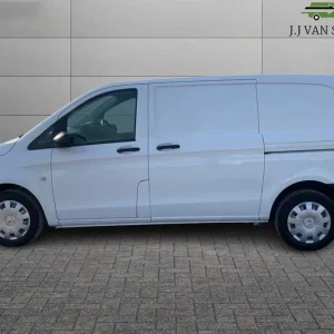 2019 Mercedes-Benz Vito 1.6 111 CDI FWD L1 Euro 5 5dr Panel Van Diesel Manual - Image 8