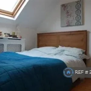 5 bedroom house in Holloway, Corfe Mullen, Dorset - Image 6