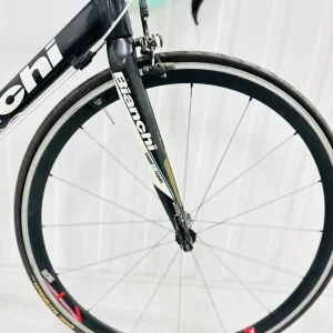 Ub BIANCHI IMPUSO Size/M Alloy LW Road Bike - Image 4