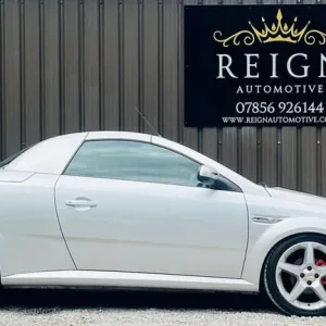 2006 Vauxhall Tigra Exclusive Convertible Manual - Image 4
