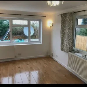 Studio flat in a quiet area - Image 7