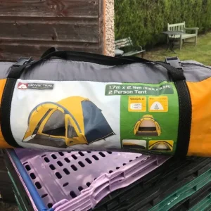 Ozark trail 2 person tent 5.5ft x 9.5ft