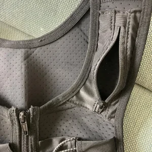 Running vest - Image 4