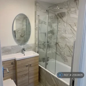 2 bedroom flat in Brixham, Torbay - Image 8