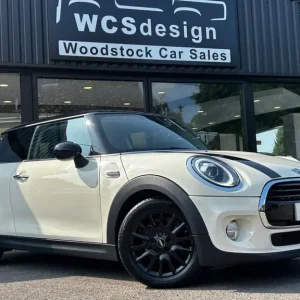 2019 MINI Cooper Classic 1.5 Petrol Manual Hatchback - Image 2