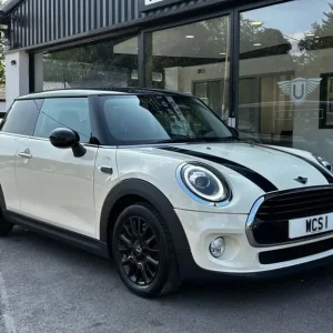 2019 MINI Cooper Classic 1.5 Petrol Manual Hatchback - Image 8