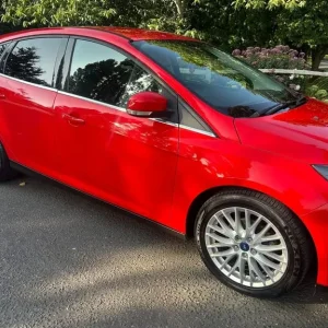 2013 Ford Focus 1.0 EcoBoost Zetec 5dr Hatchback Petrol Manual - Image 3