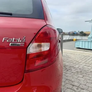 2009 Skoda Fabia 1.6 16v 2-door 5-seater Tiptronic Hatchback in Red Metallic - Image 6
