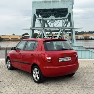 2009 Skoda Fabia 1.6 16v 2-door 5-seater Tiptronic Hatchback in Red Metallic - Image 7