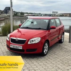 2009 Skoda Fabia 1.6 16v 2-door 5-seater Tiptronic Hatchback in Red Metallic