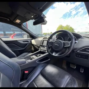 2018 Jaguar F-Pace Estate - Image 4