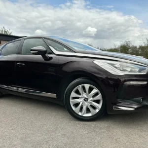 2015 Citroen DS5 1.6 e-HDi 115 Airdream DStyle 5-door hatchback