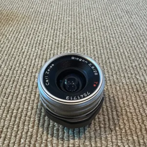 Contax G1 35mm Camera with 28, 45 & 90mm Lenses and TLA 140 Flash - Image 4