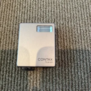 Contax G1 35mm Camera with 28, 45 & 90mm Lenses and TLA 140 Flash - Image 6