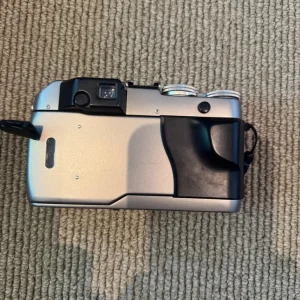Contax G1 35mm Camera with 28, 45 & 90mm Lenses and TLA 140 Flash - Image 8