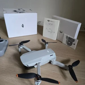 DJI Mini 2 SE & Controller - Image 2