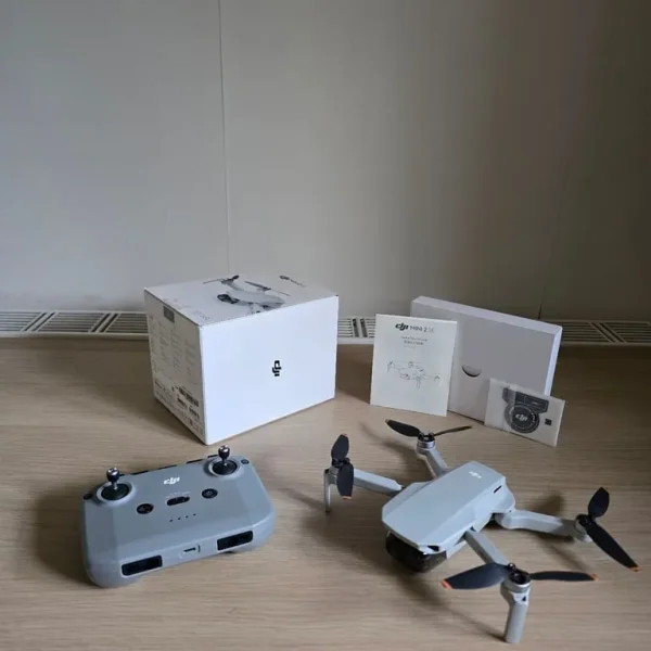 DJI Mini 2 SE & Controller