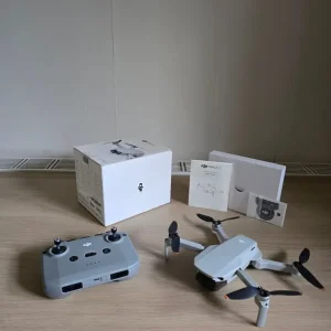 DJI Mini 2 SE & Controller
