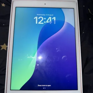 iPad 7th gen 32GB rose gold with box