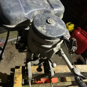 4 outboard engine spares and repair work - Image 3