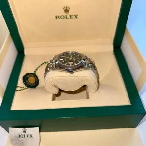 Rolex Datejust 41 Mint Green Jubilee (Box & Papers included - 2024) - Image 6