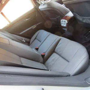 Mercedes S550 W221 2007 Metallic Iridium Silver with Japanese Service History - Image 3