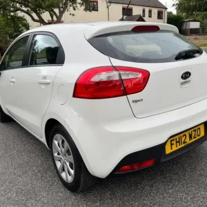 2012 KIA RIO 1.2L GENUINE – 35,000 MILES, LONG MOT UNTIL 2026, JUST SERVICED - Image 3