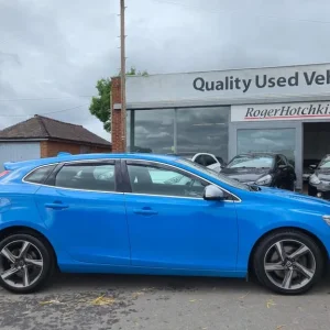 2015 Volvo V40 2.0 D4 R-Design Nav Euro 6 (s/s) 5dr Hatchback Diesel Manual - Image 8