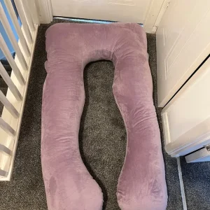 Pregnancy pillow