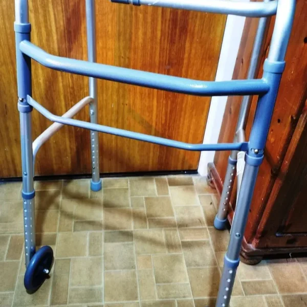 AIDAPT FOLDING WALKING FRAME WITH WHEELS